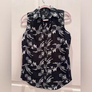Ann Taylor Black and White Floral Sleeveless Button-Front Camisole